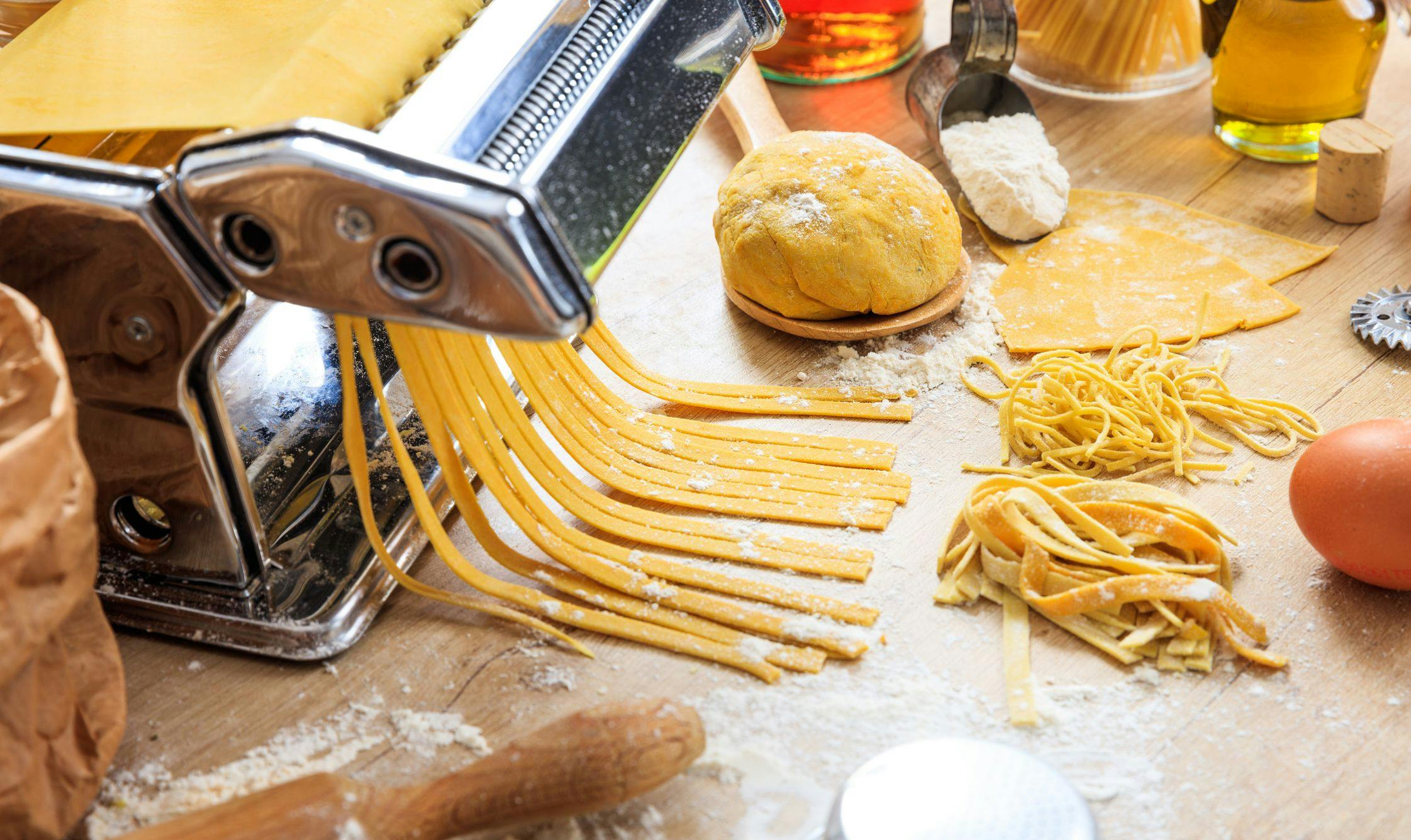 wayfair-pasta-maker-and-a-mess-in-the-kitchen